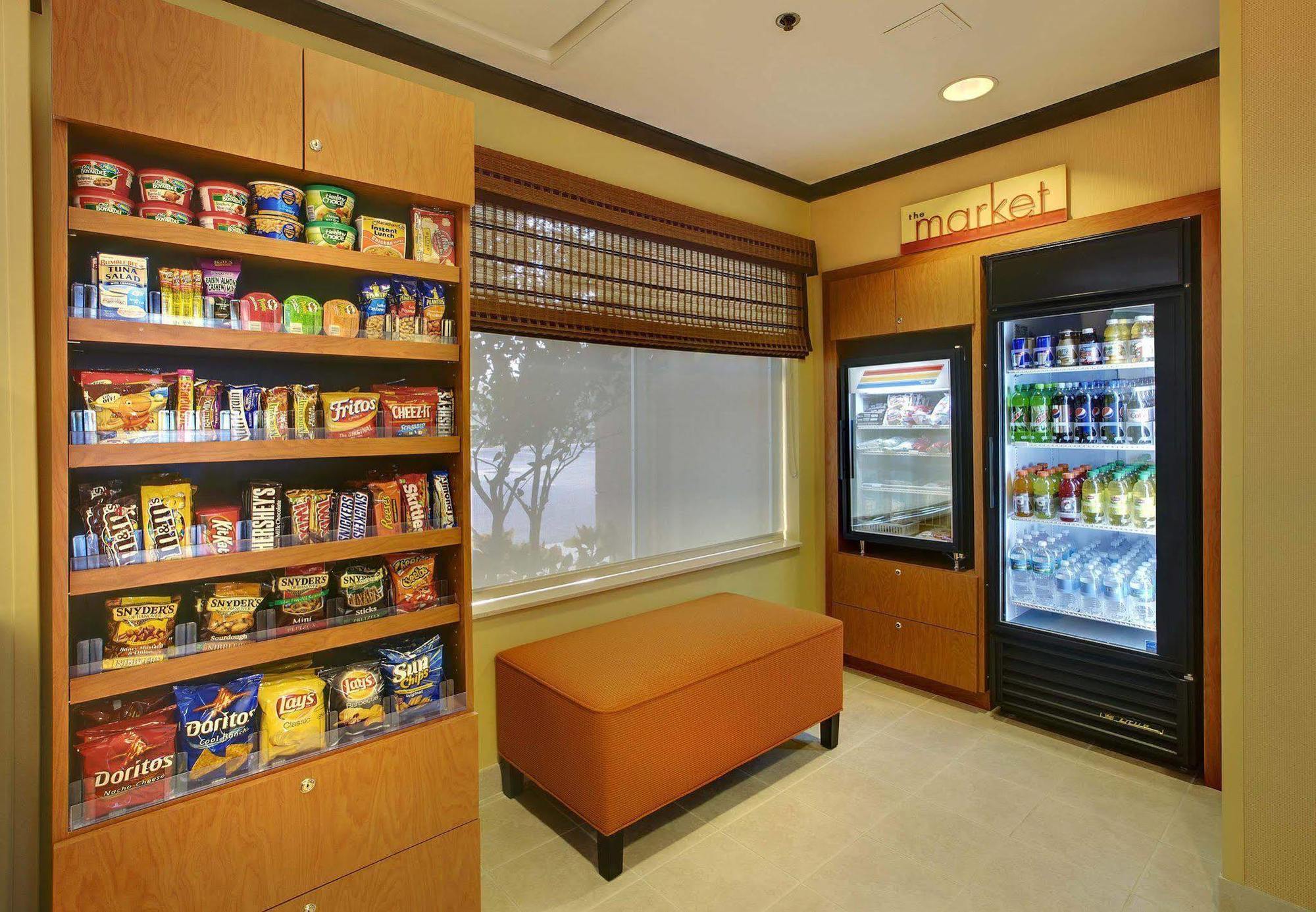 Fairfield By Marriott At Lakewood Ranch - Sarasota The Meadows Exterior photo