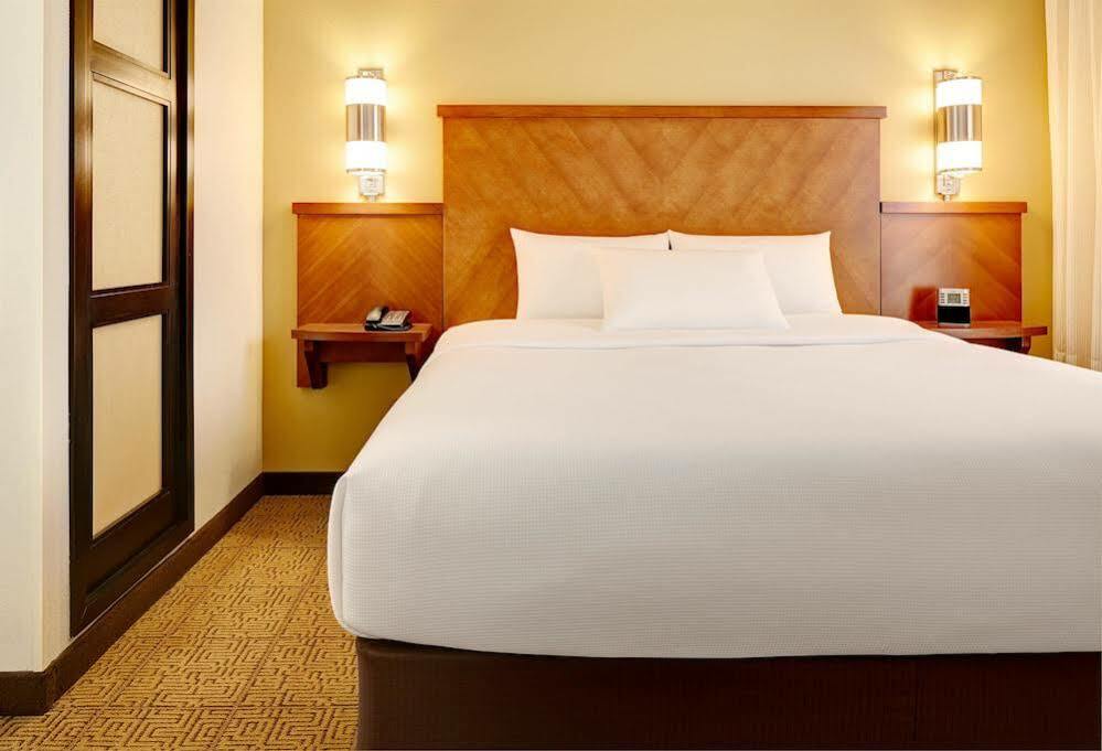 Fairfield By Marriott At Lakewood Ranch - Sarasota The Meadows Exterior photo