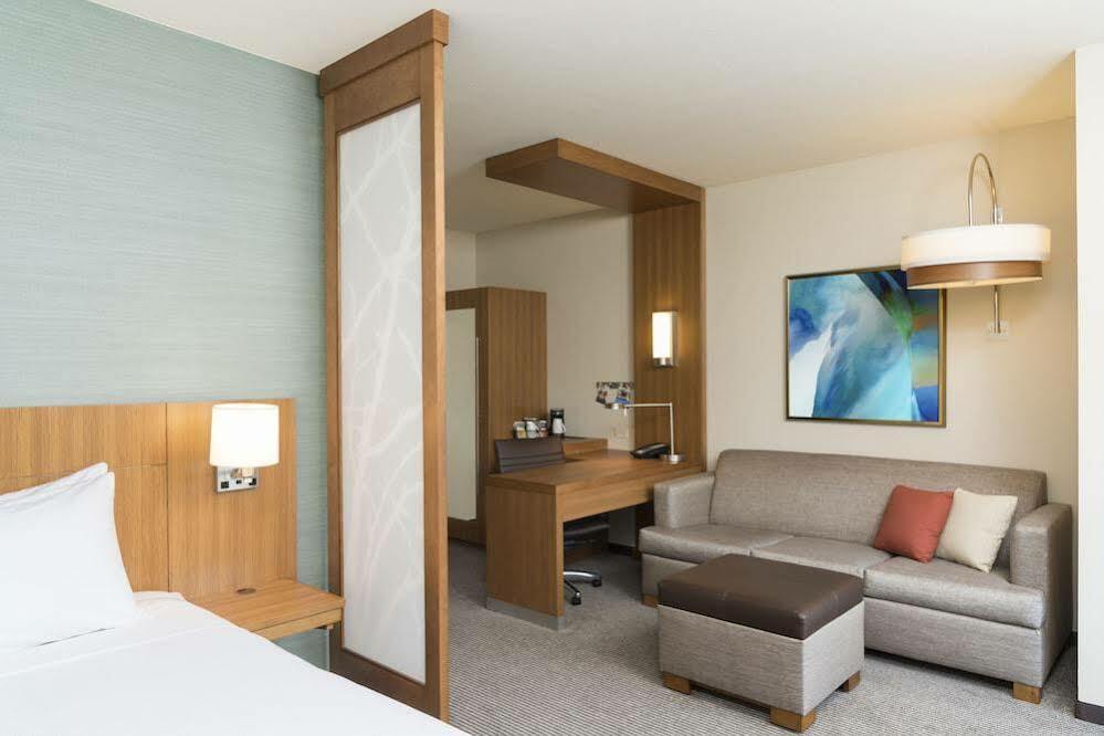 Fairfield By Marriott At Lakewood Ranch - Sarasota The Meadows Exterior photo